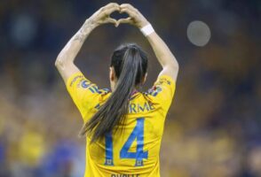 (Видео) Мексиканка постигна гол каков што не сте виделе досега