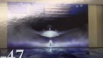 (Видео) „Најнапредниот, најспособниот и најсмртоносниот авион некогаш изграден, ниту еден друг авион не е ни блиску до овој“: Трамп го претстави новиот Ф-47