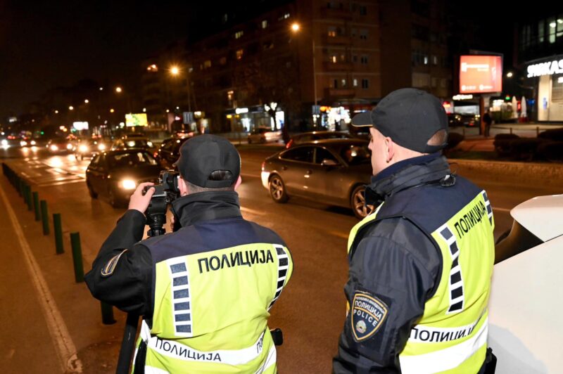 Вчера, 667 сообраќајни прекршоци во државата: 90 возеле побргу од дозволеното, 67 немале возачка