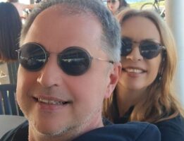 Емилија Кокиќ објави ретки фотографии со сопругот: „Најмил мој“