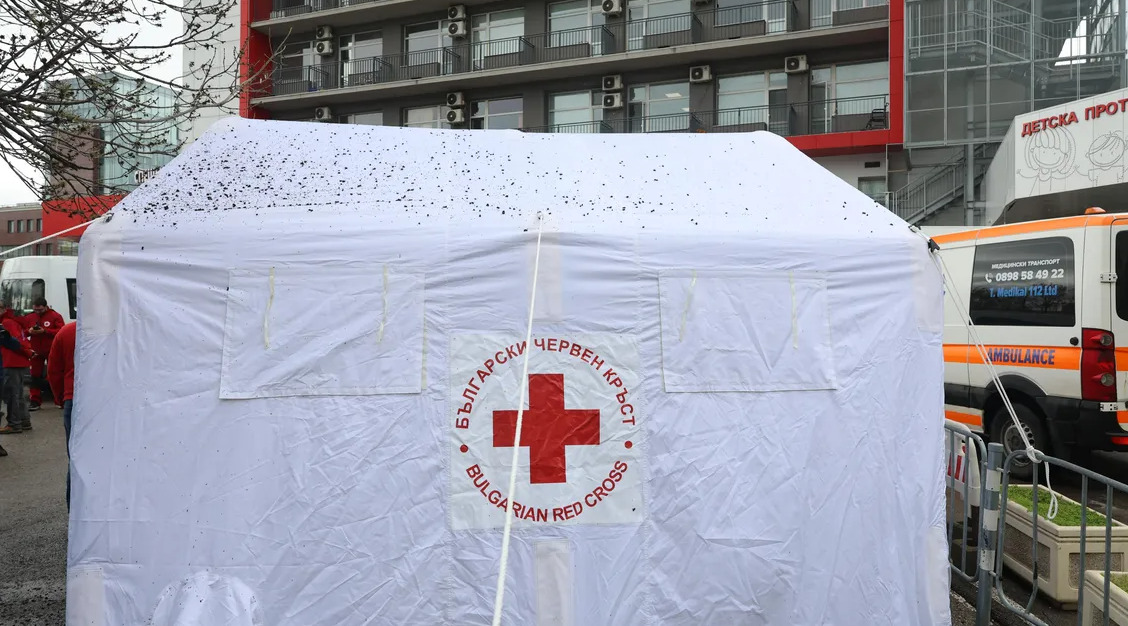 За неколку часа над 120 Бугари даруваа крв за повредените во пожарот во Кочани