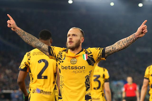 Интер без Димарко против Феенорд