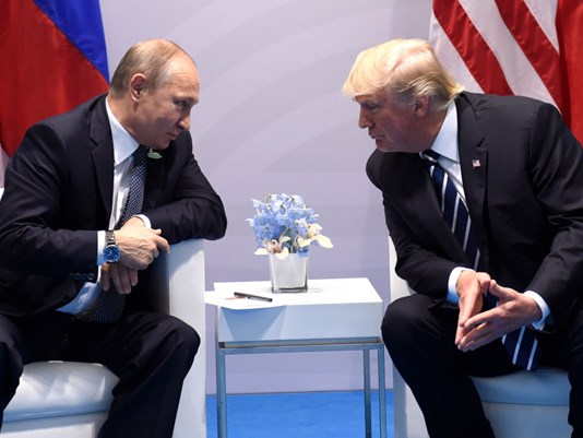 Кремљ: Во разговорите на Путин со Трамп не беше спомената привремената администрација во Украина