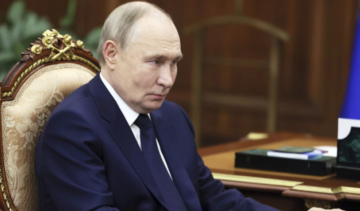 Путин го одликува Лавров со Орден на неговиот 75-ти роденден