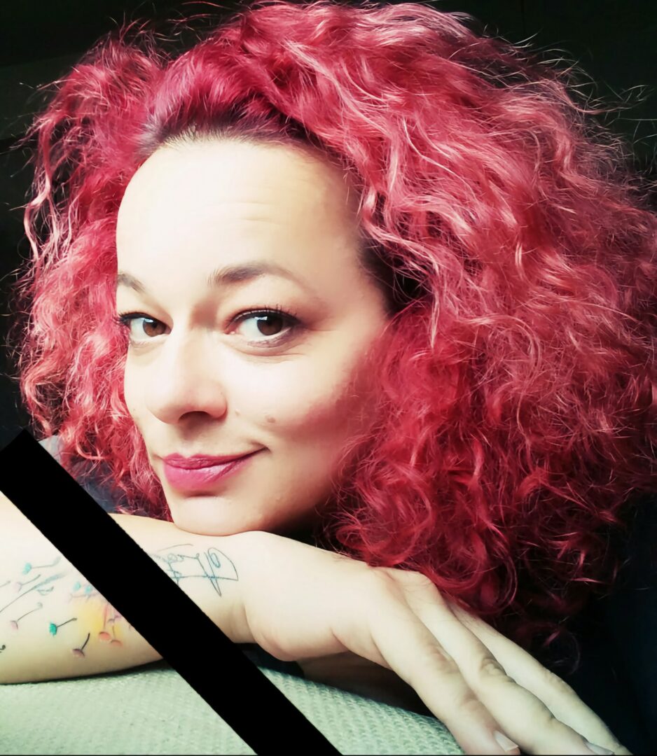 Трагично загинатата пејачка на бендот „ДНК“ беше самохрана мајка: нејзиниот сопруг почина пред четири години