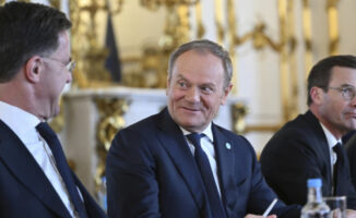 Туск: Полска е побезбедна кога Украина може да се одбрани