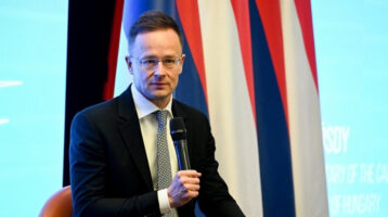 Унгарскиот министер за надворешни работи: Украина се турка во ЕУ, додека Западен Балкан чека 15 години
