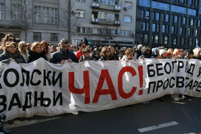 Училиштата во Србија и неделава ќе останат затворени: „Дури и да размислувавме за враќање, по 15 март не се чувствуваме безбедни