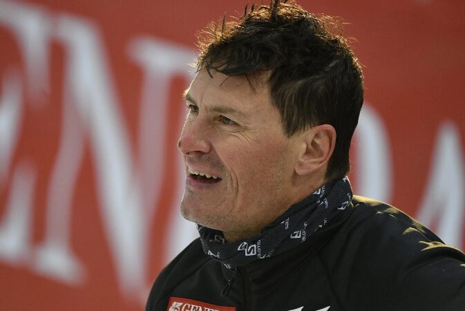 Црногорската армија го спаси Ивица Костелиќ