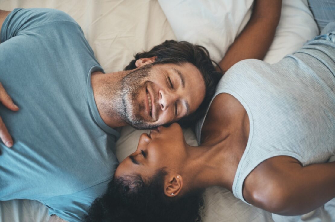 Ќе ги вртите околу малиот прст: мажите родени во овие 3 знаци слепо им веруваат на жените