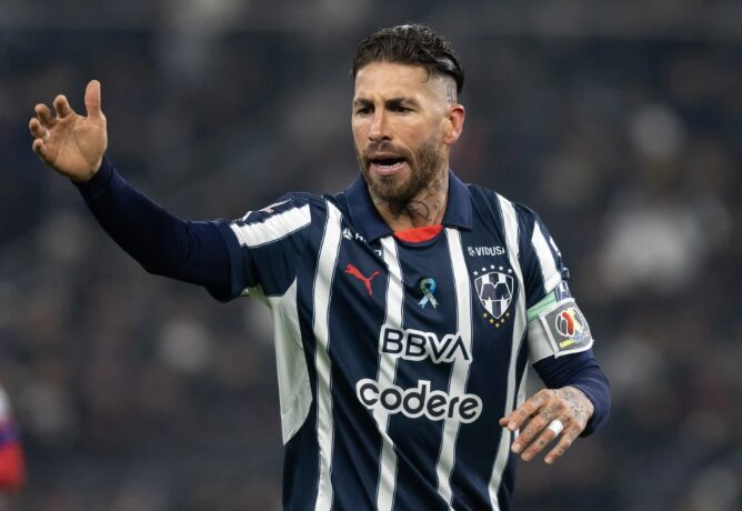 (Видео) Голманот свртен со грб го чекаше пеналот на Рамос