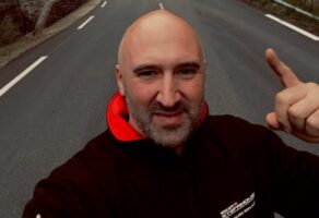 (Видео) Иџе со победа ја започна новата сезона во ФИА Европскиот шампионат на ридски патеки