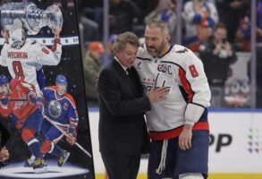 (Видео) Овечкин го урна рекордот на Грецки