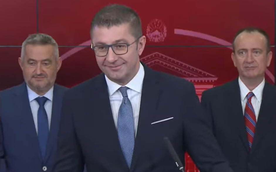 (Видео) Односите со „Вреди“ се коалициски, одлични, рече Мицкоски кој не планира владина реконструкција