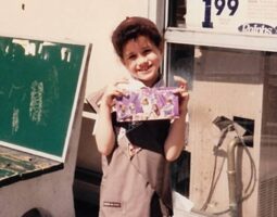 Девојчето од фотографиите во еден момент беше најомразената жена на светот: Меган Маркл објави досега невидени слики