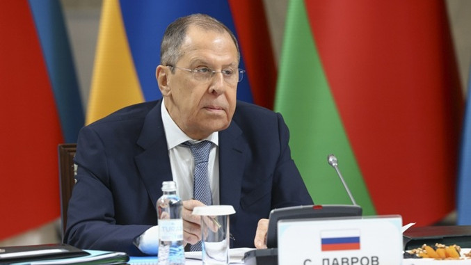 Лавров: На Словените им е забрането она што им е дозволено на Албанците