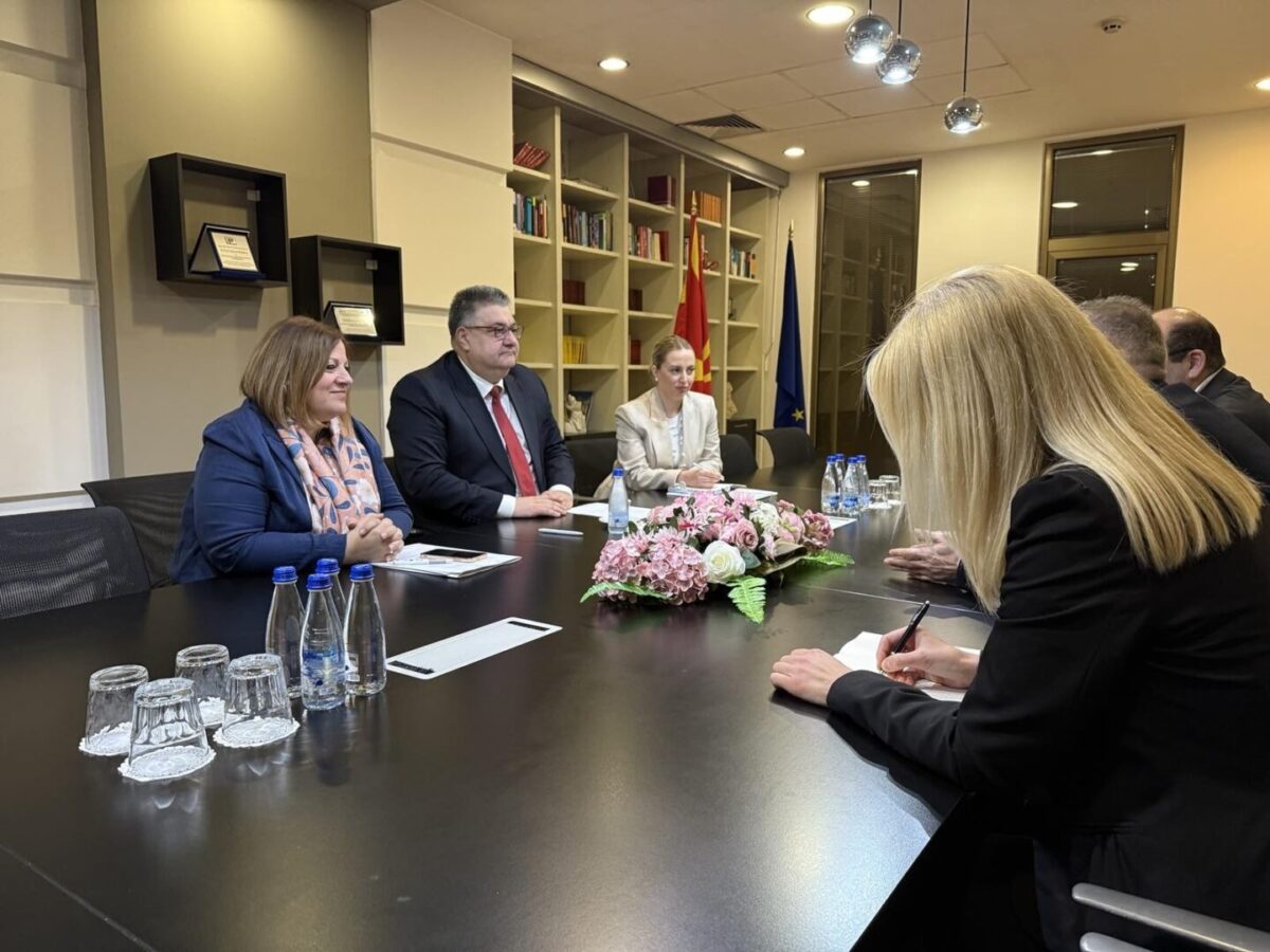 Минчев ја истакна важноста од носење закон за организација и работа на органите на државната управа