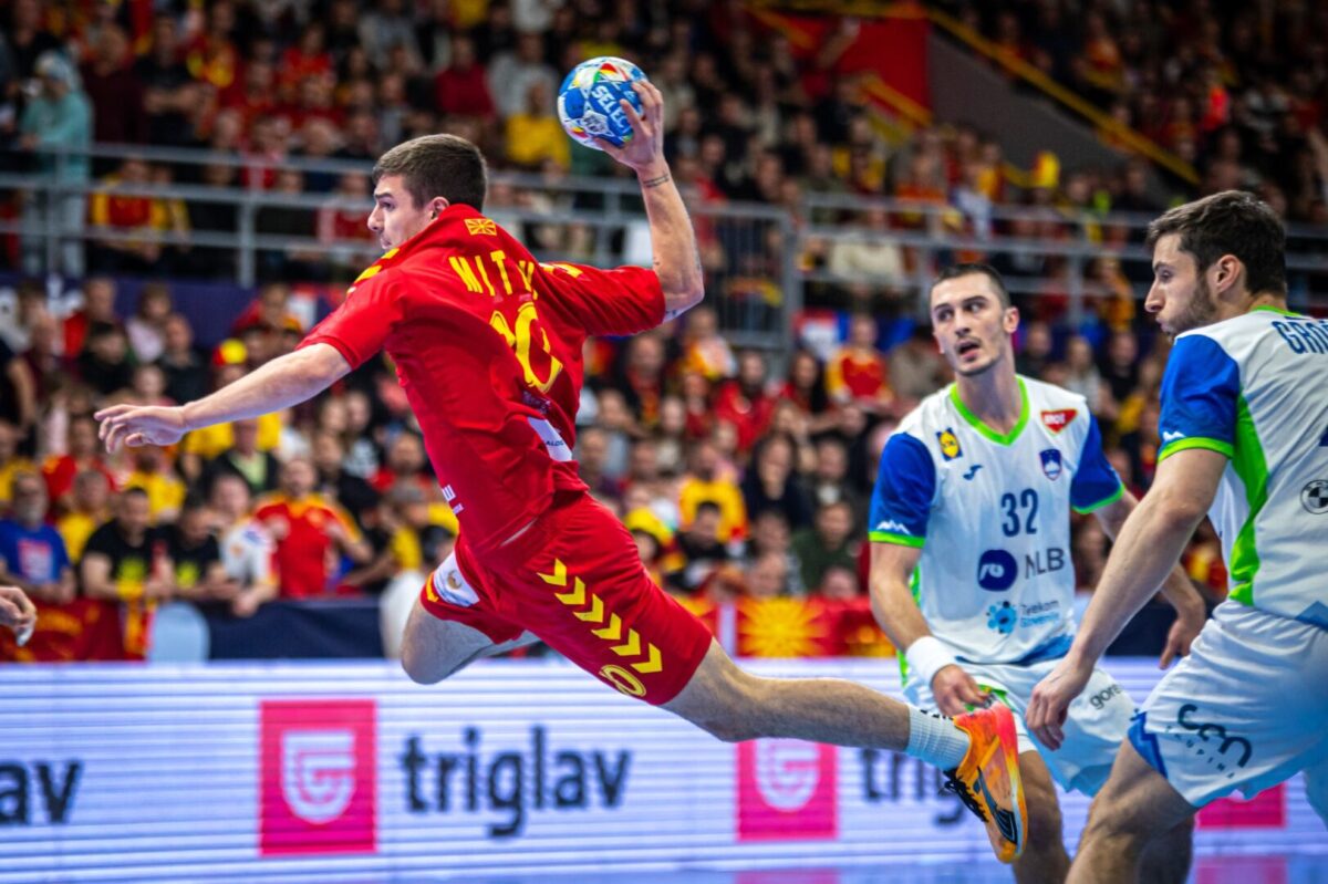 Митев успешно опериран