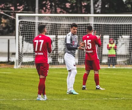 Нов триумф на Вардар, Шкендија победи во Кавадарци, Силекс во Охрид