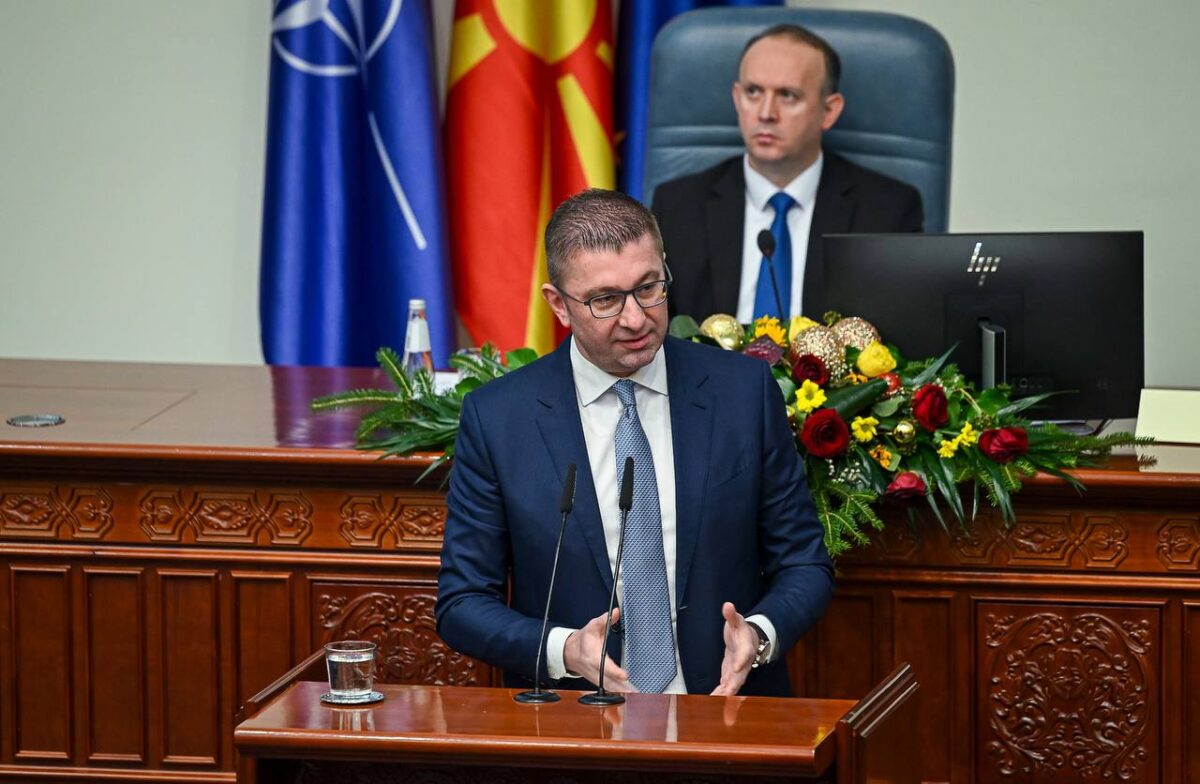 Образ ѓон, се уште седат и земаат илјадници евра плата: Мицкоски за членовите на Судскиот совет