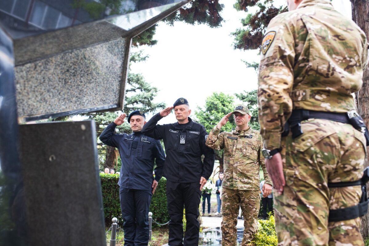 Одбележани 24 години од загинувањето на бранителите кај Вејце