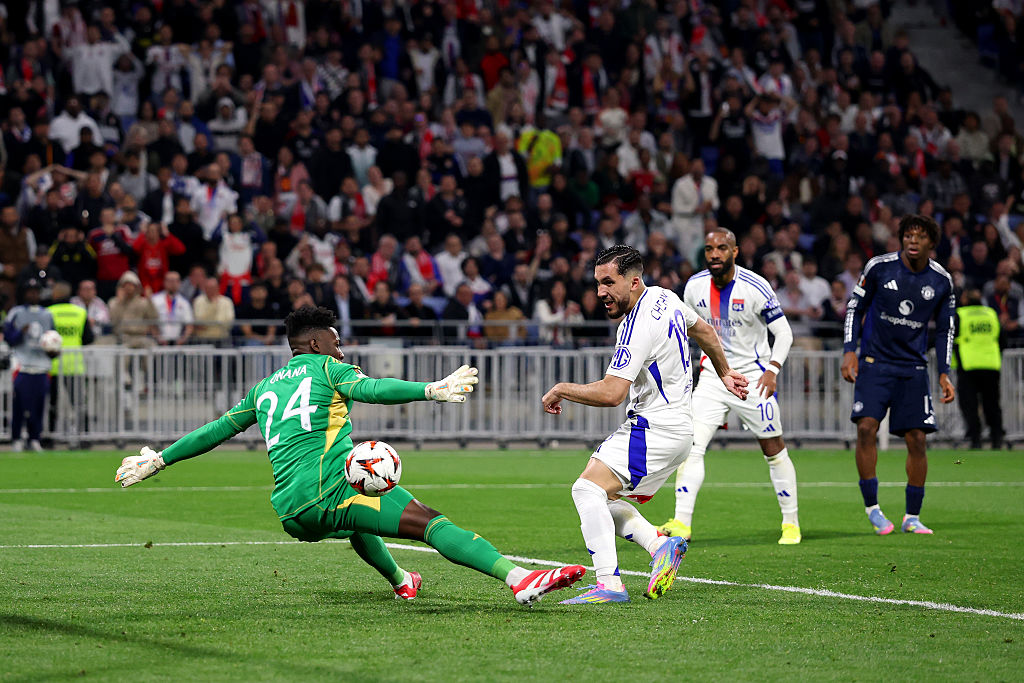 Онана нема да брани против Њукасл