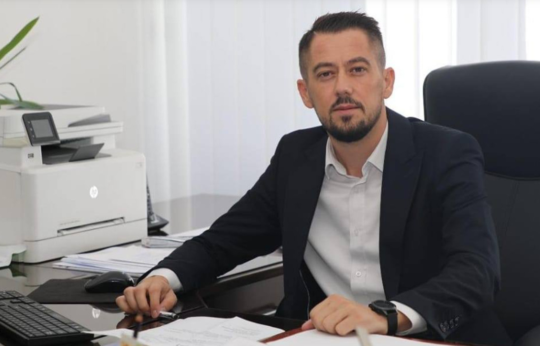 Определен 30 дена притвор за директорот на Геријатрија