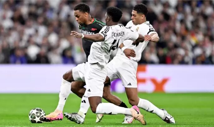 Реал надигран и претрчан од Арсенал: Како да играа со фудбалер помалку