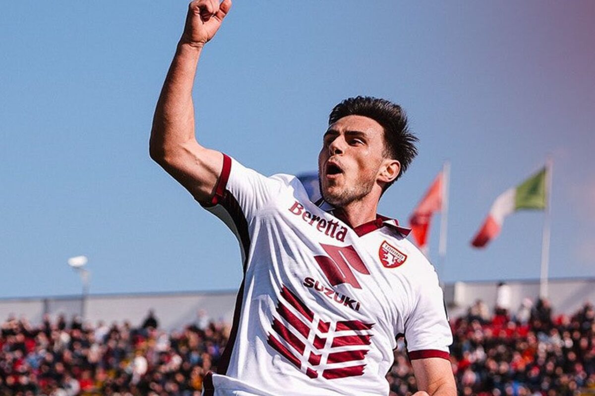 Торино сака да го задржи Елмас