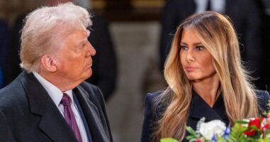 Трамп не ѝ купил подарок за роденден на Меланија: „Немав време, бев зафатен“