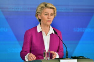 Урсула фон дер Лајен: ЕУ е подготвена да се брани од американските царини со контрамерки