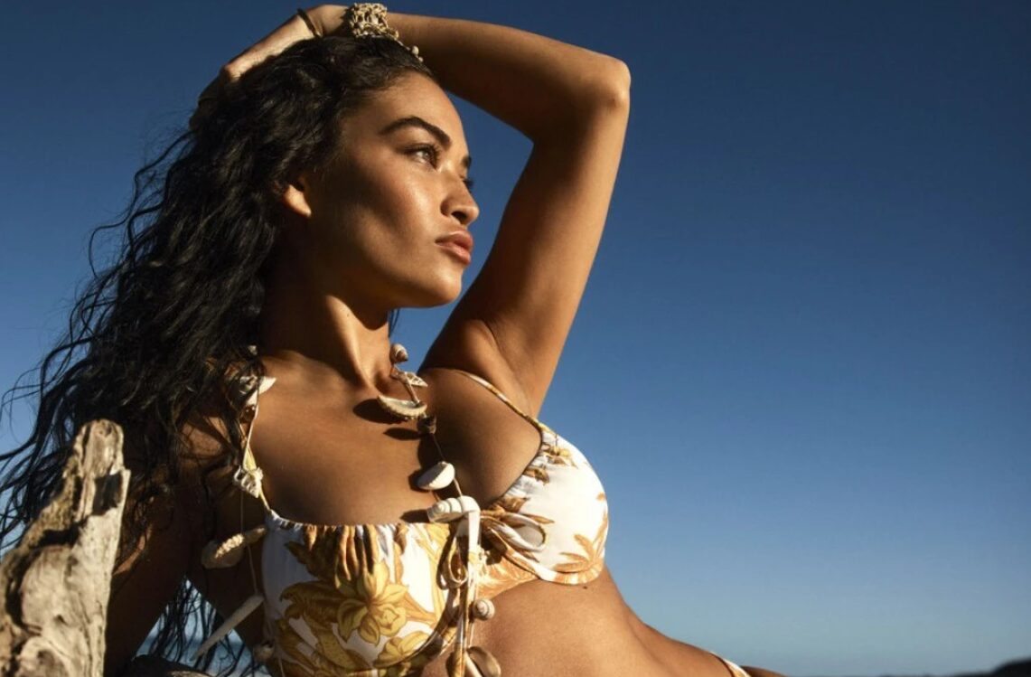 (Фото) На вистинска убавица не и треба шминка за да привлече внимание