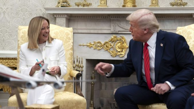 „Њујорк тајмс“: Мелони е една од ретките европски лидери што му се допаѓаат на Трамп