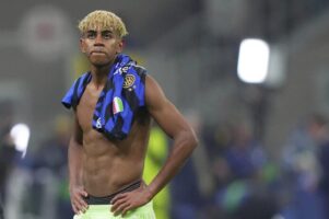 Јамал: Ќе го одржам ветувањето ќе донесам трофеј во Барселона