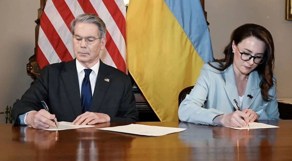 Америка и Украина го потпишаа долгоочекуваниот договор за минералите