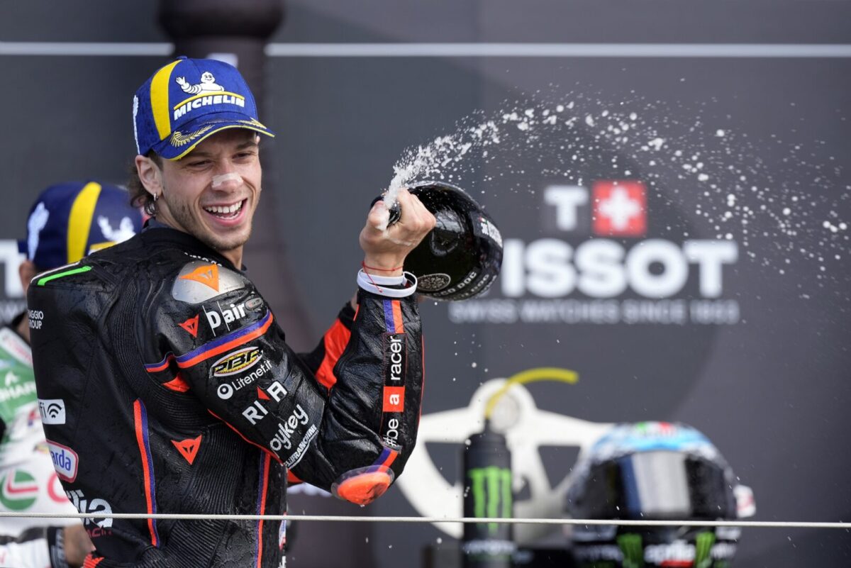 (Видео) Бецеки го покори Силверстоун, Квартараро во солзи ја напушти патеката