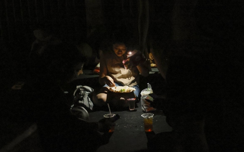 (Видео) Голем прекин на струја на Бали