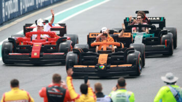 (Видео) Луда Ф1 трка во Мајами, во Лего болиди