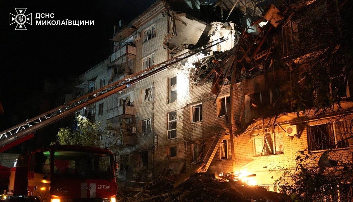 (Видео) Масовен руски напад врз Украина трета ноќ по ред, истовремено погодени неколку региони