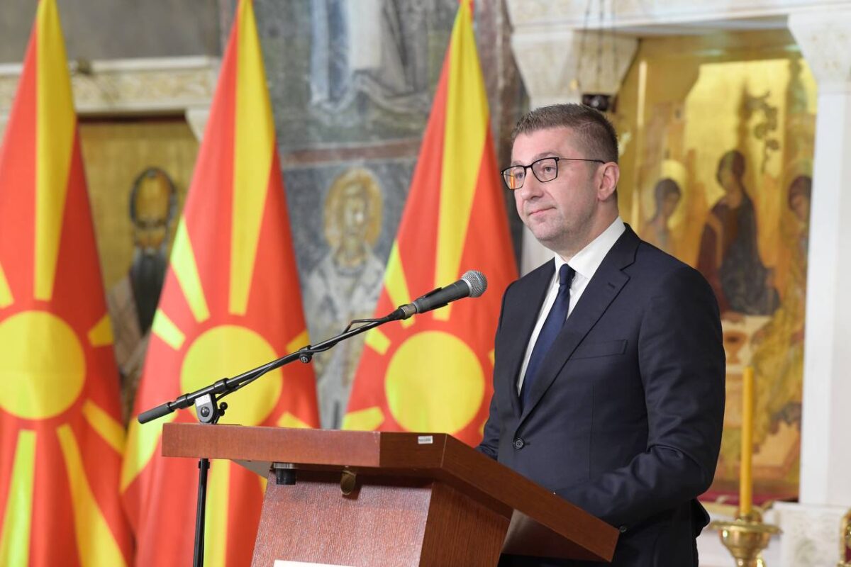 Да не се делиме пред надворешните фактори – Мицкоски повика на единство
