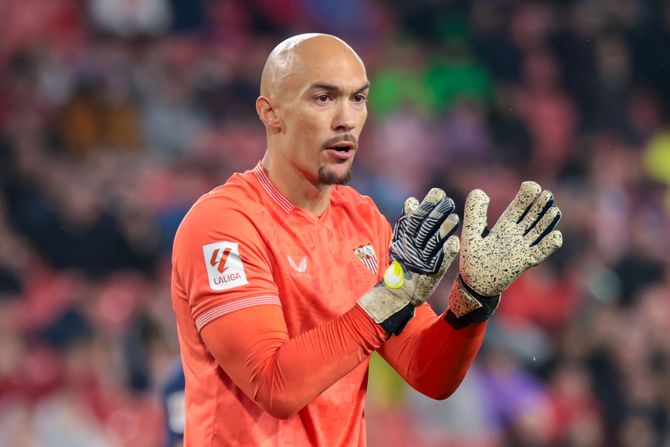 Дмитровиќ ќе биде новиот голман на Црвена звезда