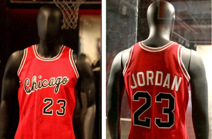 Дрес на Џордан продаден за 2,6 милиони долари