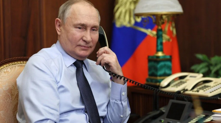 Кремљ го објави денешниот термин на телефонскиот разговор меѓу Путин и Трамп