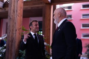 Макрон: Албанија за 2 години ќе биде во ЕУ, дојдете и инвестирајте