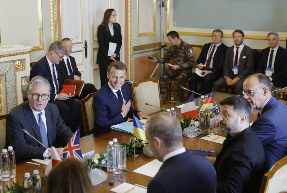 Макрон: Нема разговори за прекин на воената помош за Украина за време на прекинот на огнот