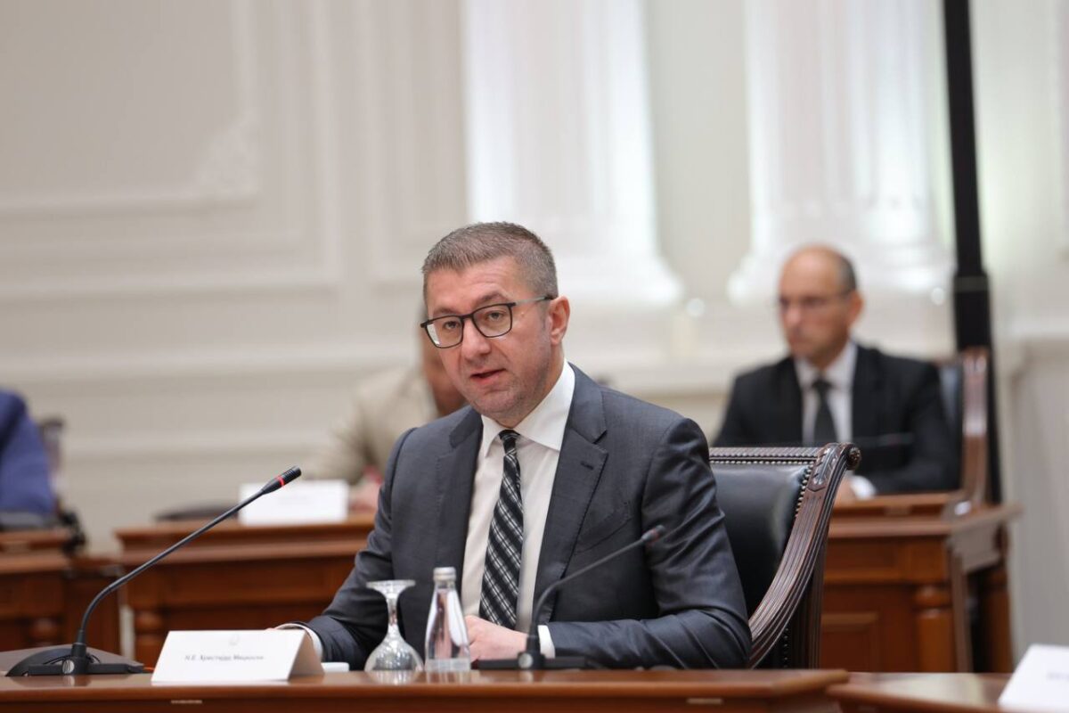 Мицкоски за делото на Делчев: Македонија е изградена од саможртвата на хероите кои ги дадоа своите животи за нашата слобода