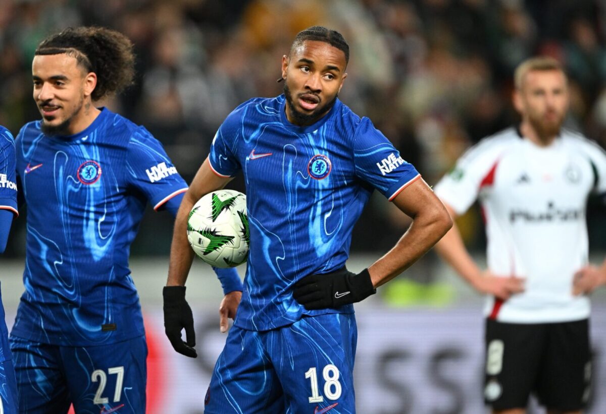 Нкунку сака да си замине од Челзи