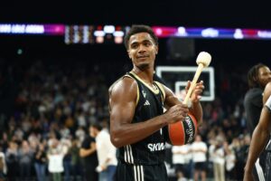 Реал потпиша договор со Тео Маледон