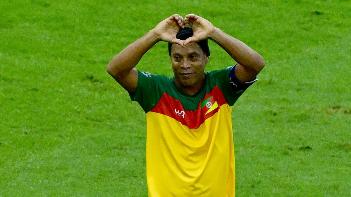 Роналдињо има свој фаворит за Златната топка