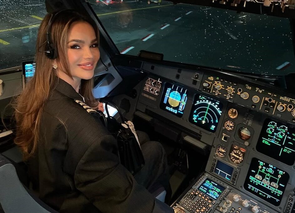 Северина се фотографираше во пилотската кабина, патуваше за Копенхаген